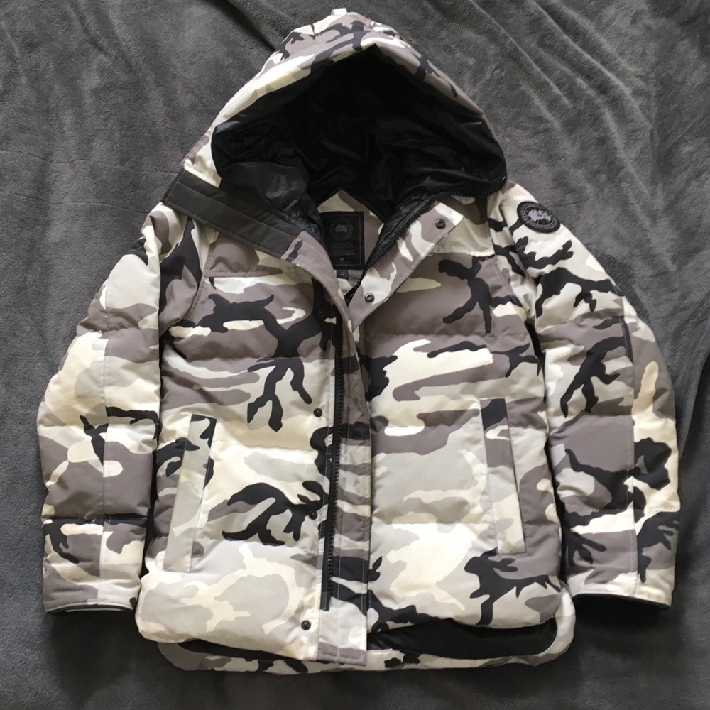 Canada Goose MacMillion Parka Black Label